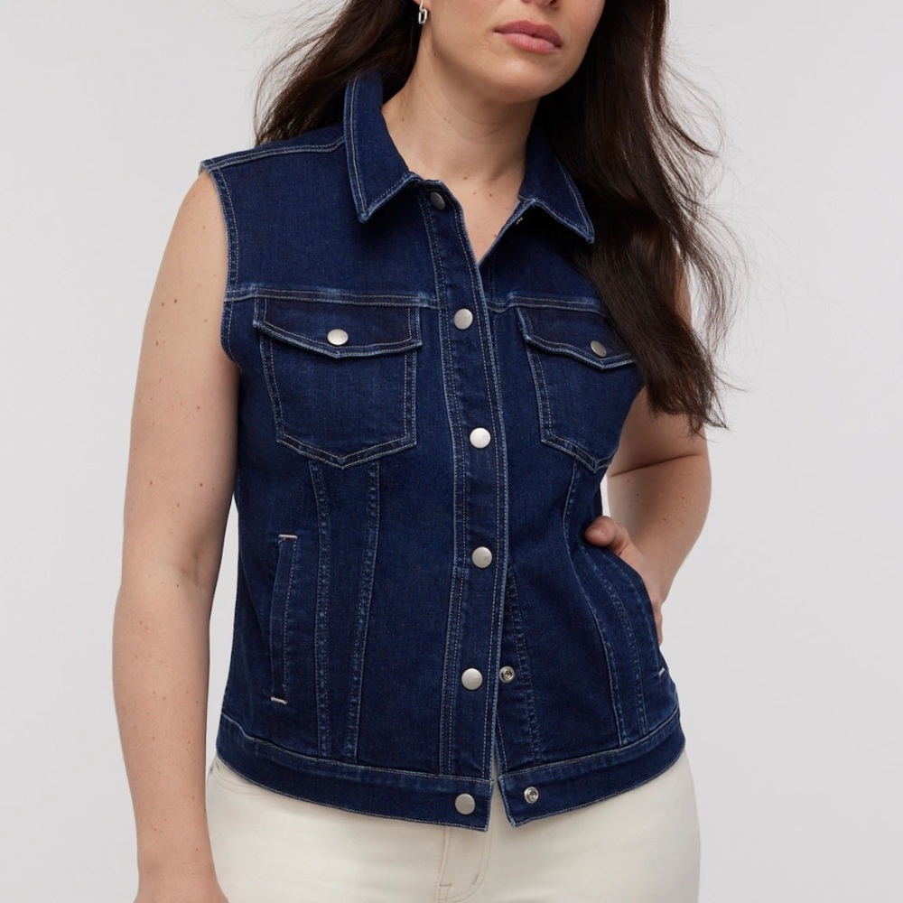 Madewell fitted Rocco dark wash snap front sleeveless denim jean vest size XS